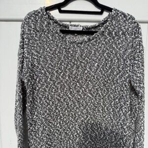 Aeropostle black and white loose knit sweater sz L